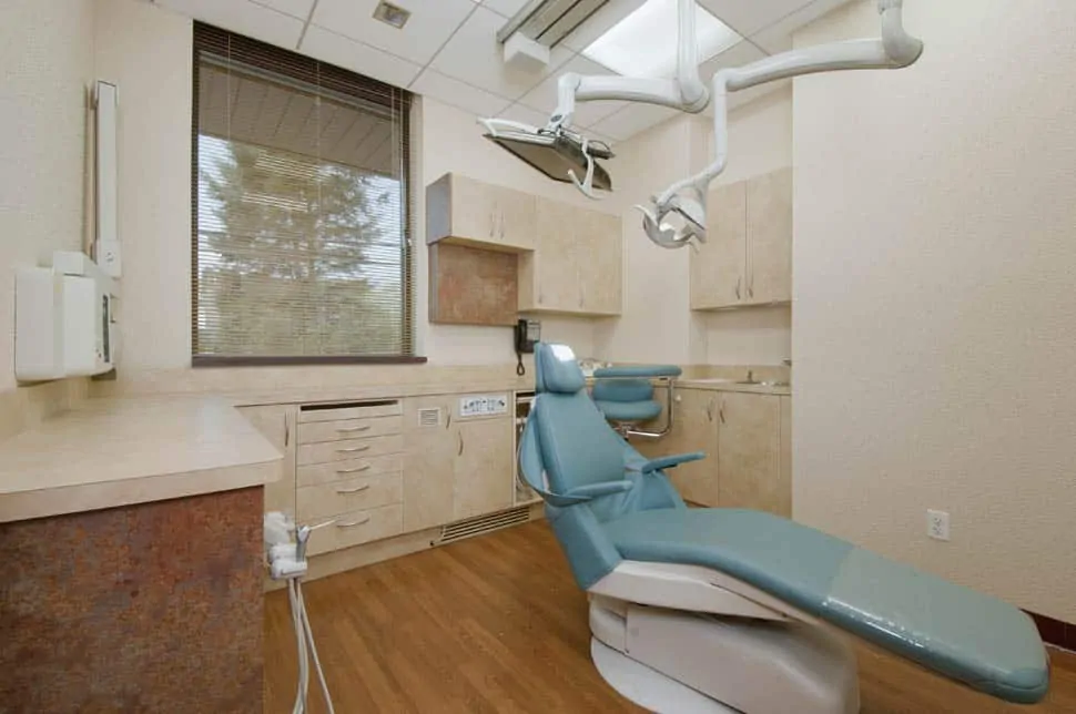 Ehrenman & Khan Pediatric Dentistry