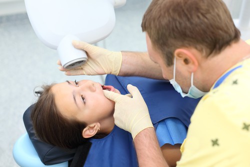 child getting dental x-ray - Long Island Dentists - Ehrenman & Khan Pediatric Dentistry